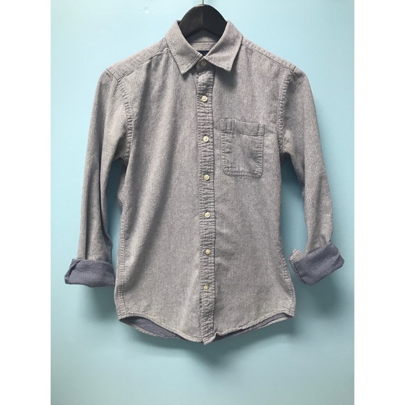 Gap Herringbone Button Down - Picture 1 of 3